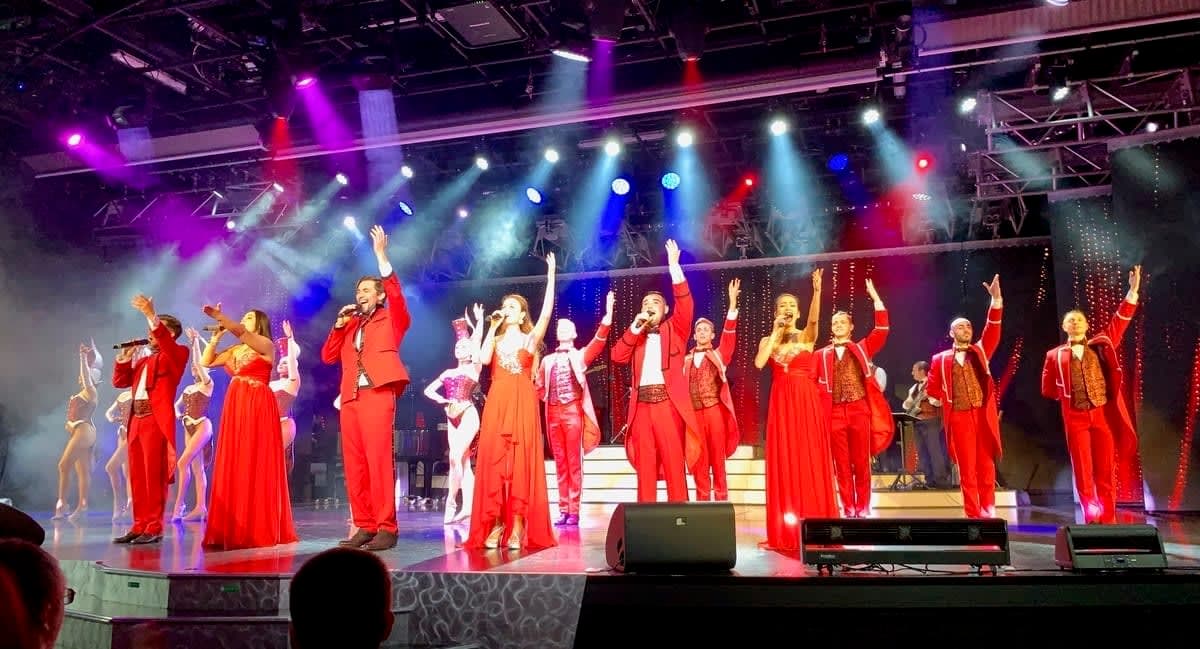 MSCクルーズ at 地中海 下船日（繁栄する海洋都市、イタリアのジェノバ）