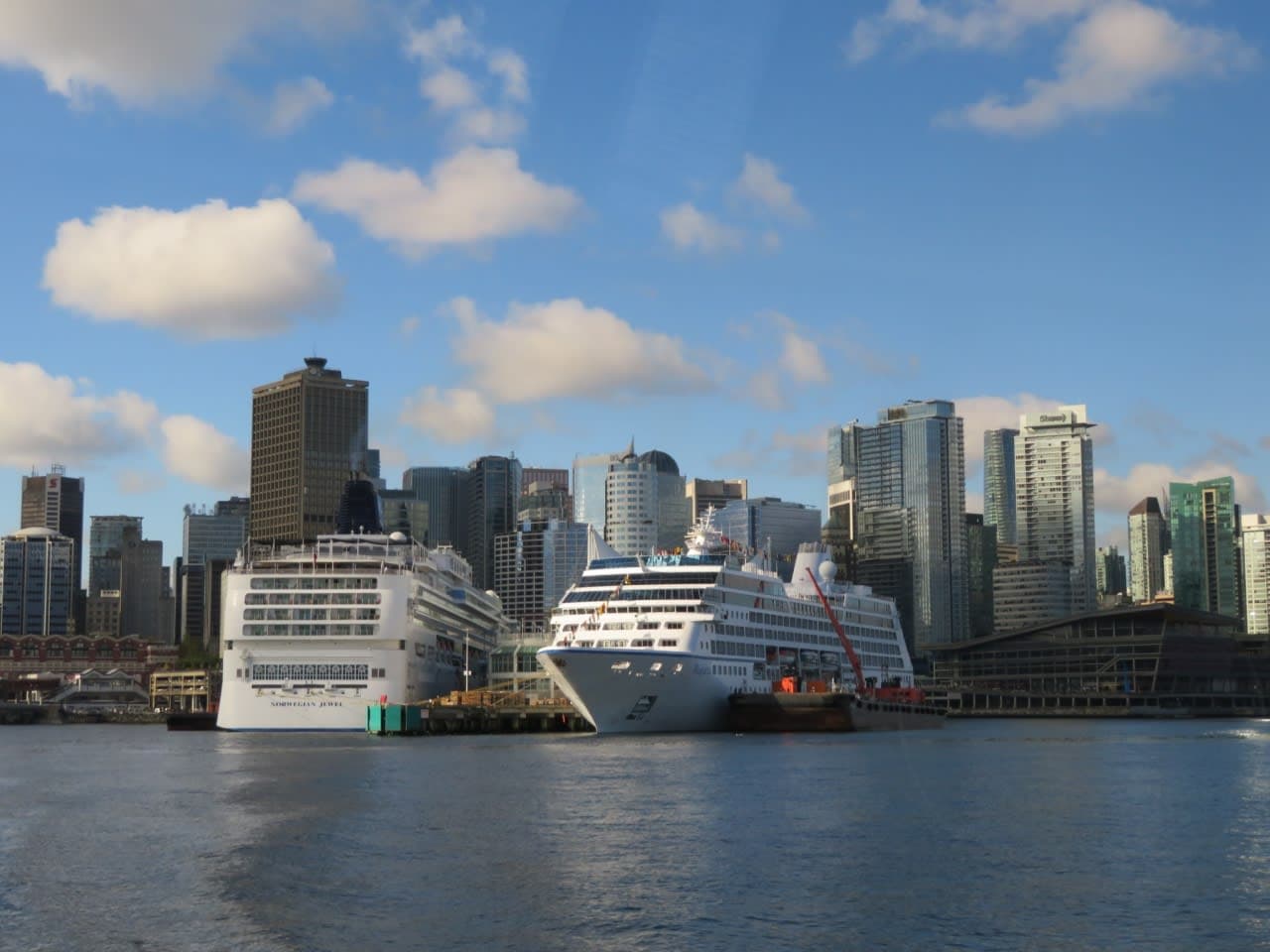 ノルウェージャン・ジュエル　太平洋横断クルーズ20日間の旅②バンクーバー市内観光