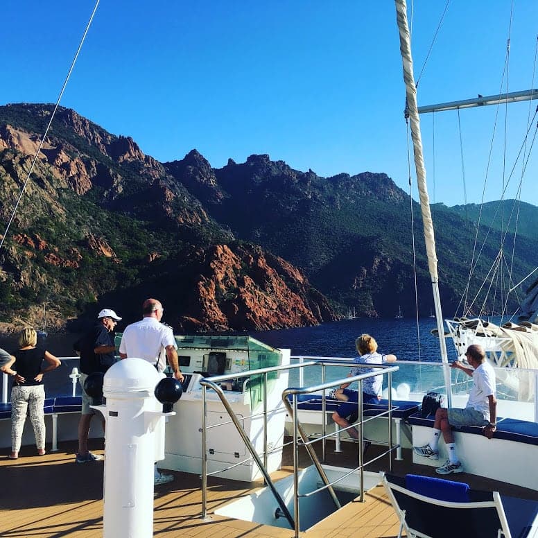 世界遺産スカンドラ自然保護区とポルト湾 - 2016年Le Ponant（帆船）