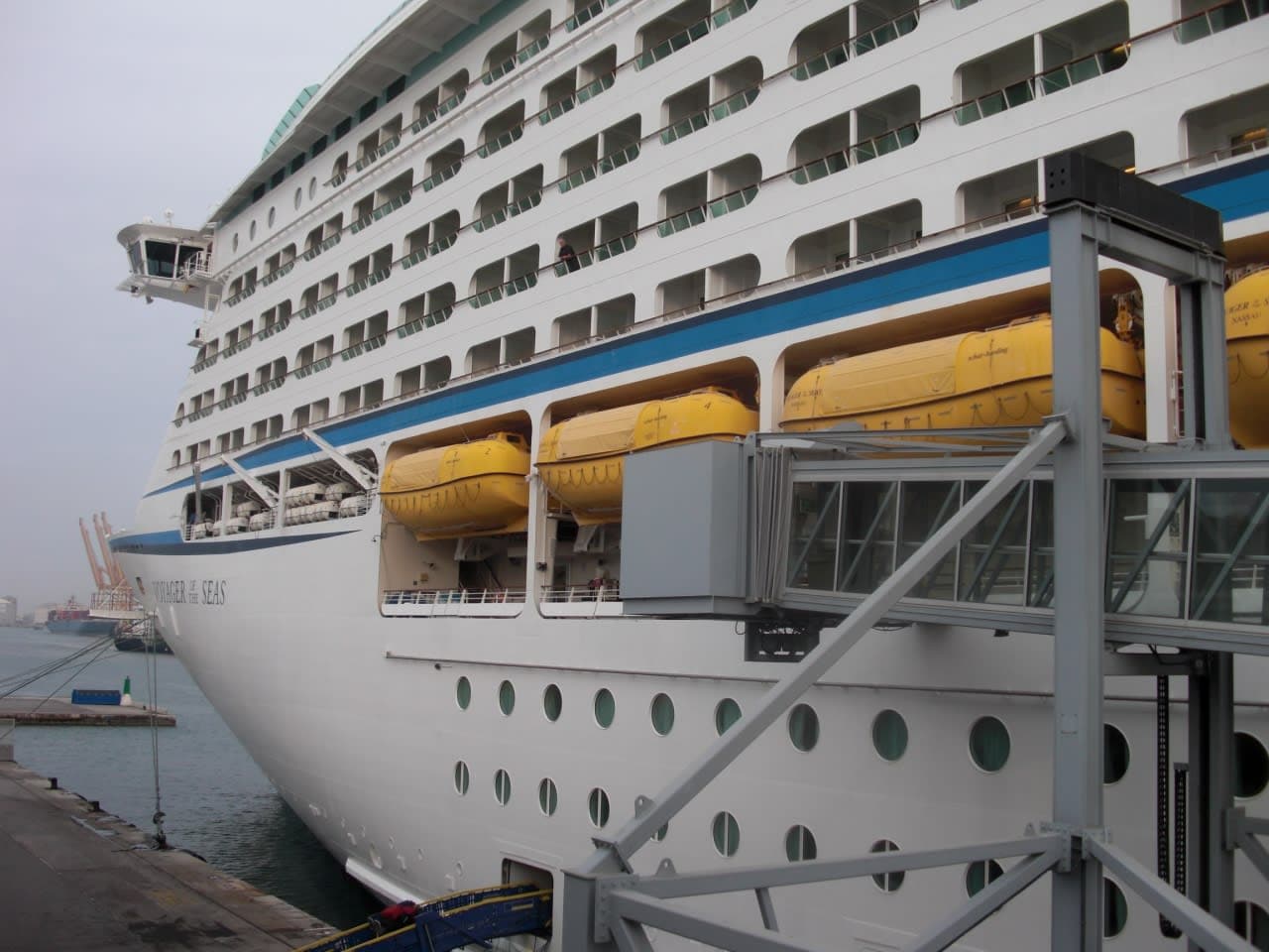 ロイヤルカリビアン　ボイジャー・オブ・ザ・シーズ　西地中海クルーズ～帰途へ～お土産編