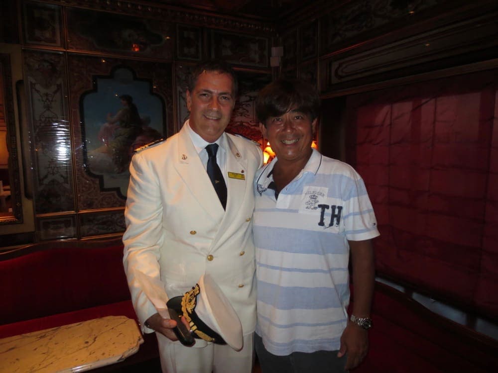 ニコロ・アルバ 船長（コスタ・アトランチカ）