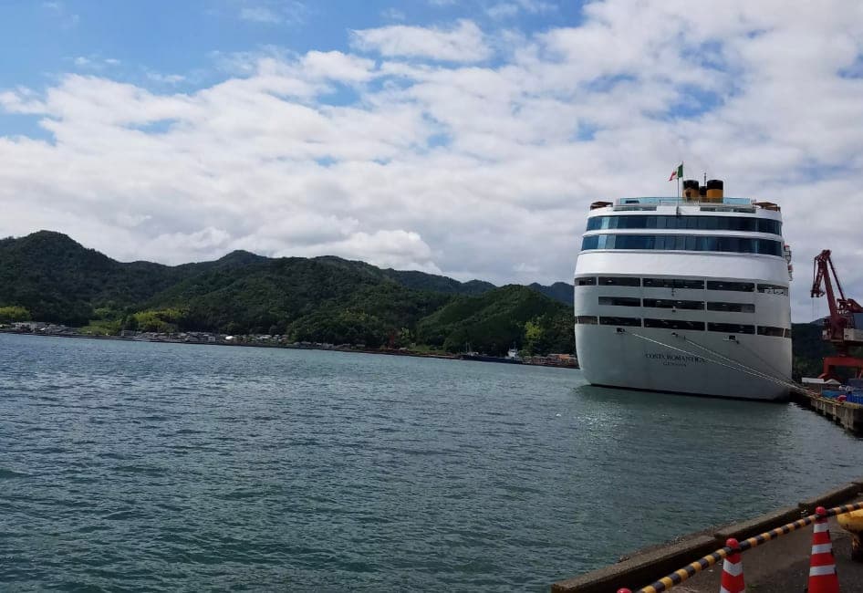 コスタネオロマンチカ乗船体験—インサイドのお部屋と船内ご案内