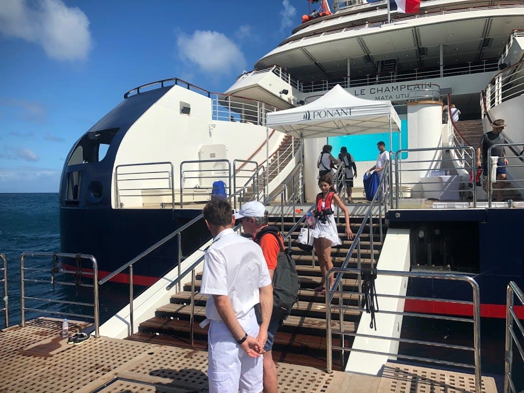 進化するクルーズ船　２