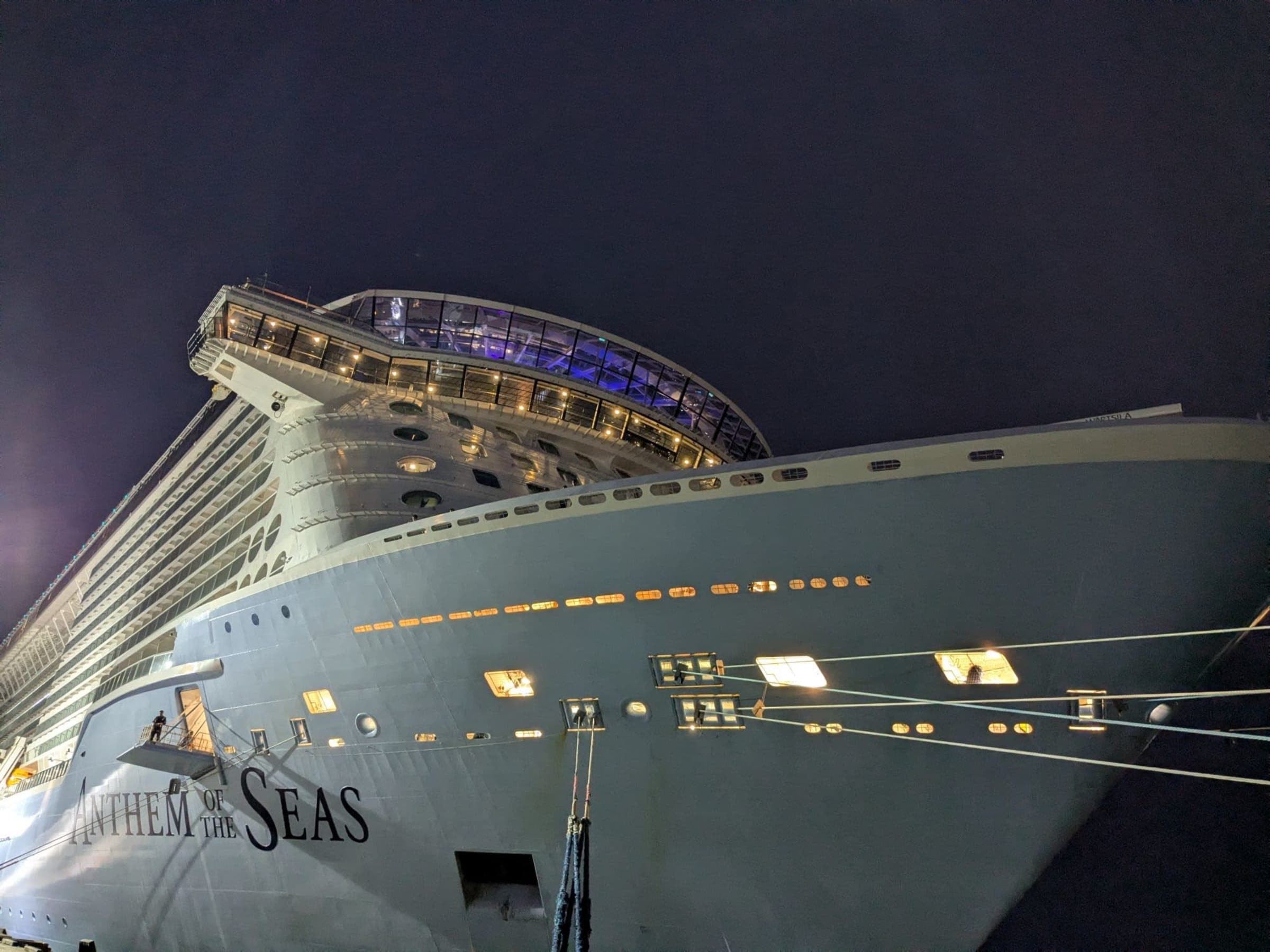 5 nights / 6 days, Singapore Round trip