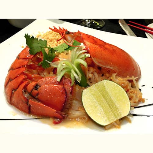 「レッドジンジャー」のロブスタータイ風焼きそば