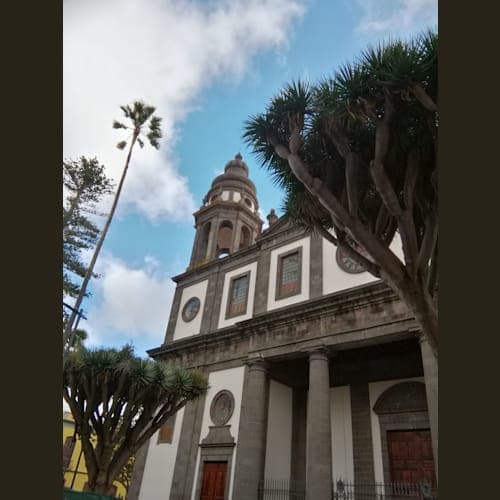 テネリフェ島・旧市街の教会