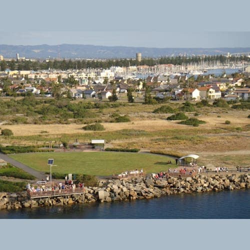 26日、アデレードの港を出るところかな。