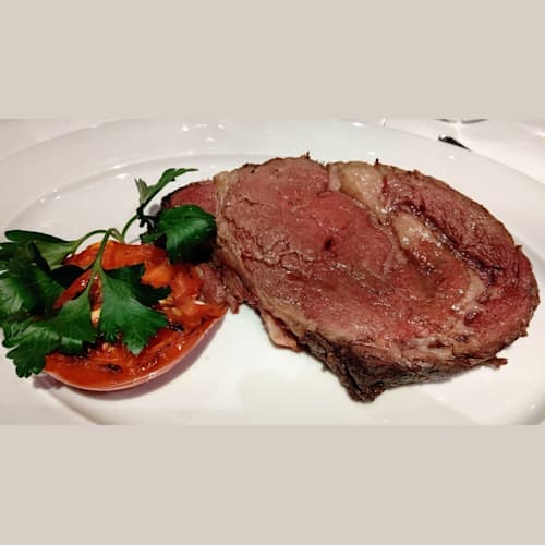 「ポログリル」の特上リブロースクイーンズサイズ16oz(約450グラム) キングスサイズ32ozもある