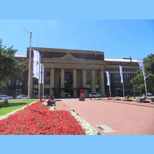 ウエリントン駅