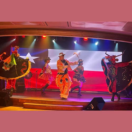 サンアントニオ最後の夜はチリのローカルダンスで終わりました。満足。