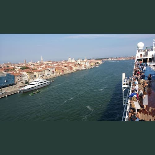 ヴェネツィア出港