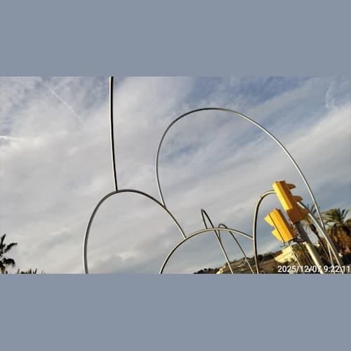 バルセロナは好天、ブルーバスを降りた処