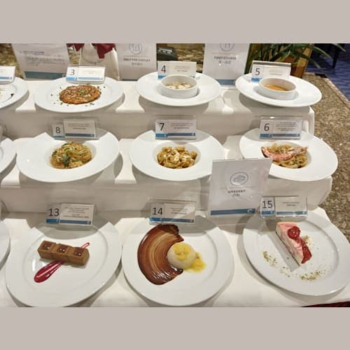 ヴェスタレストラン入口のメニューサンプル