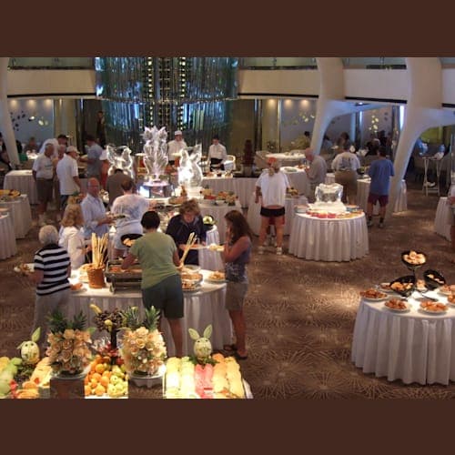 ガラビュッフェ メインダイニング