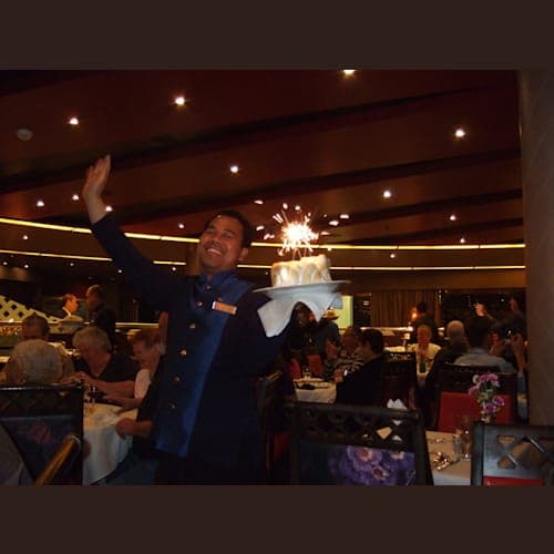 ベイクドアラスカ メインダイニング